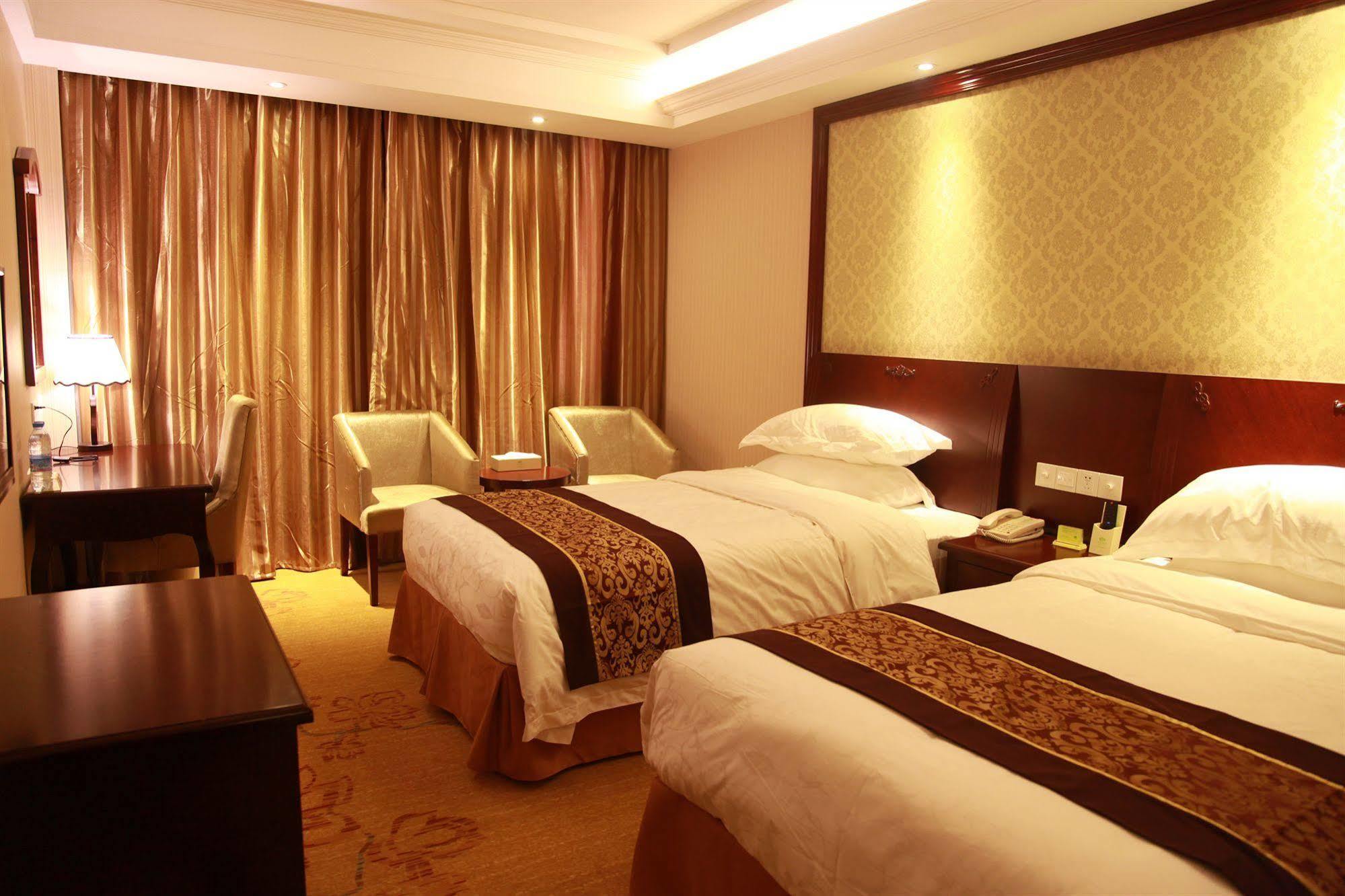 Vienna Hotel Shanghai Pudong Airport Экстерьер фото