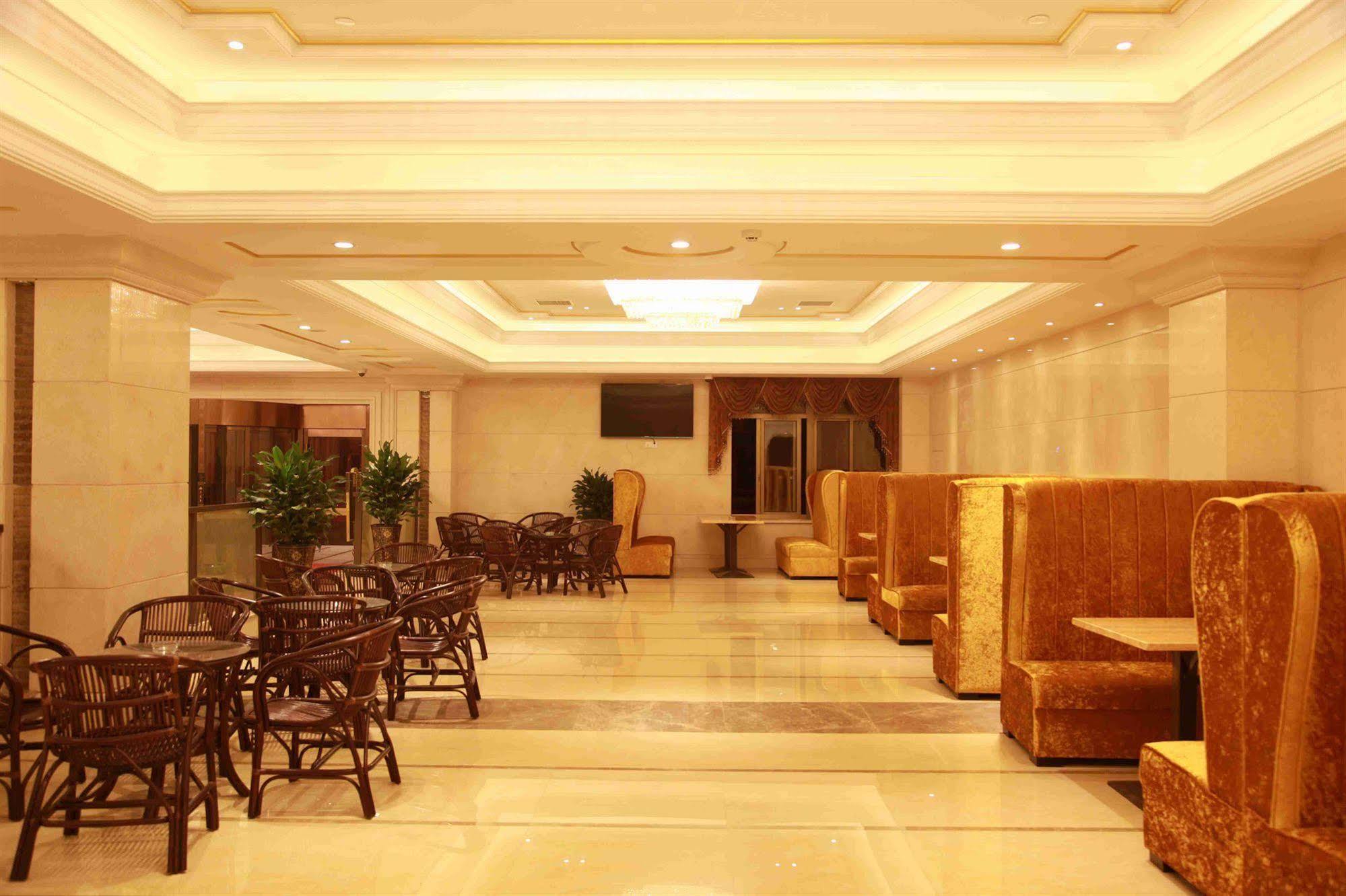 Vienna Hotel Shanghai Pudong Airport Экстерьер фото